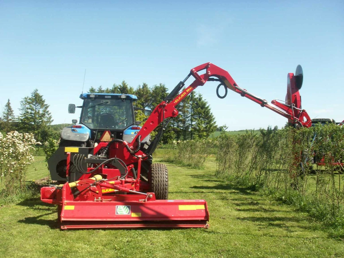 Elkaer Saws – Hedge and Boarder Maintenance